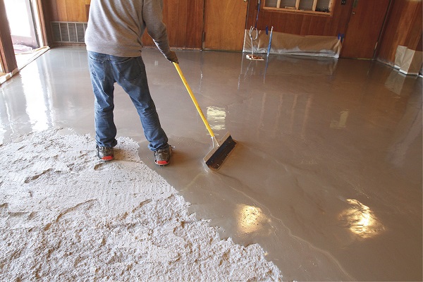 Self-leveling concrete application